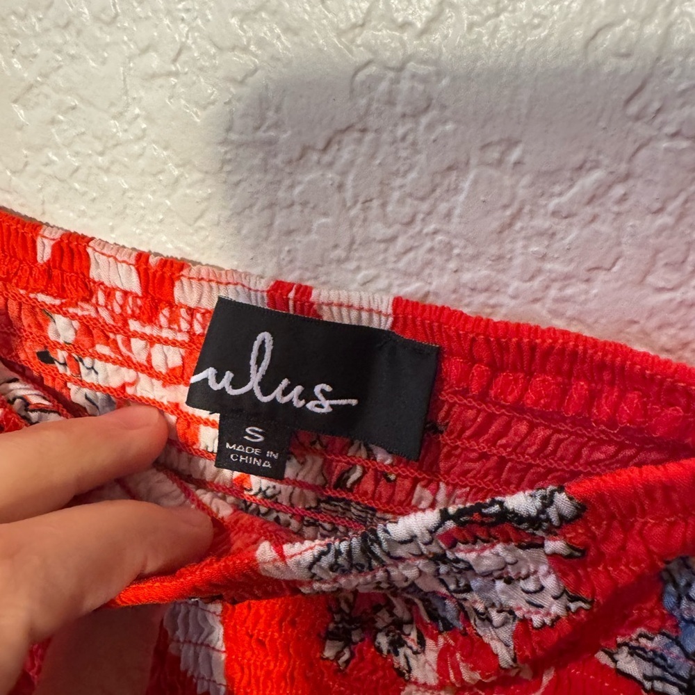 Lulus Red Tropical Print Floral Smocked Cropped Top Ruffle Straps Vacation S - Picture 5 of 6